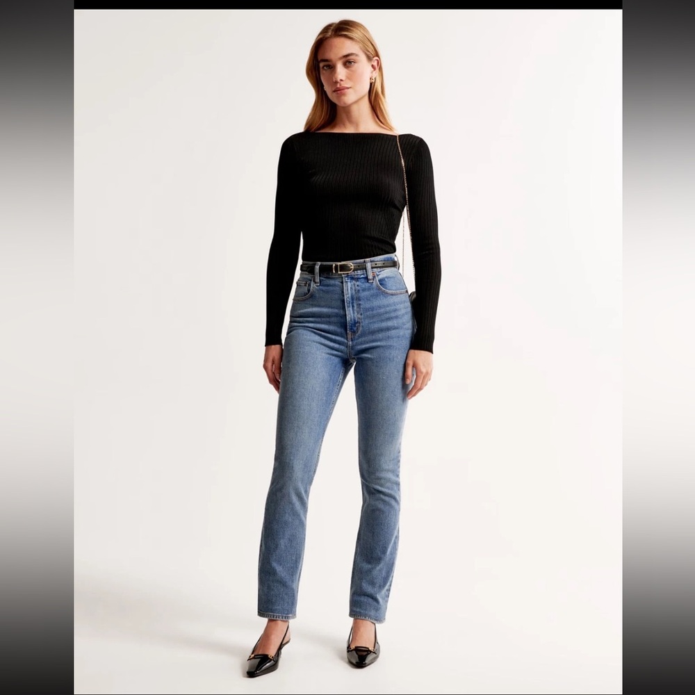 Abercrombie & Fitch the 90s Slim Straight Ultra High Rise- size 26 / 2 Regular